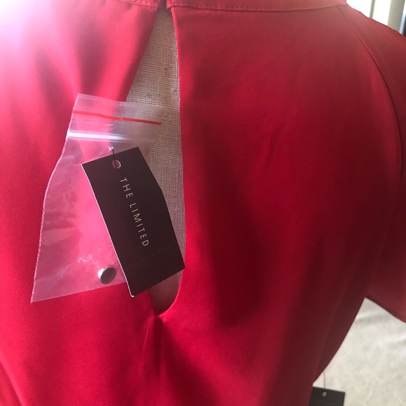 The Limited Red Flutter Sleeve Dress NWT - Picture 4 of 4